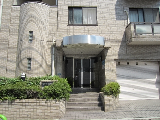 グリーンヒルズ飛鳥山のエントランス|入口オートロック付きマンション