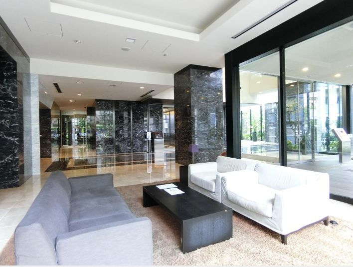 シティタワー池袋ウエストゲートのロビー