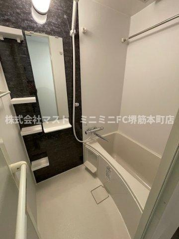 セレニテフラン谷町四丁目アリエの浴室
