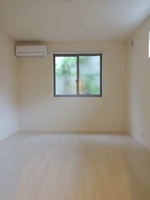 エバーグレイスの子供部屋|★出っ張りやはりの少ない洋室★ベットの配置もしやすいです★