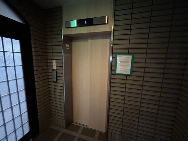 ドミール瑞來のエントランス