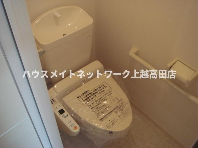 エストゥディオ栄のトイレ|温水洗浄便座（参考同型105号室室内写真）
