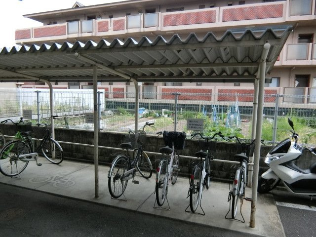 イースト並木の周辺