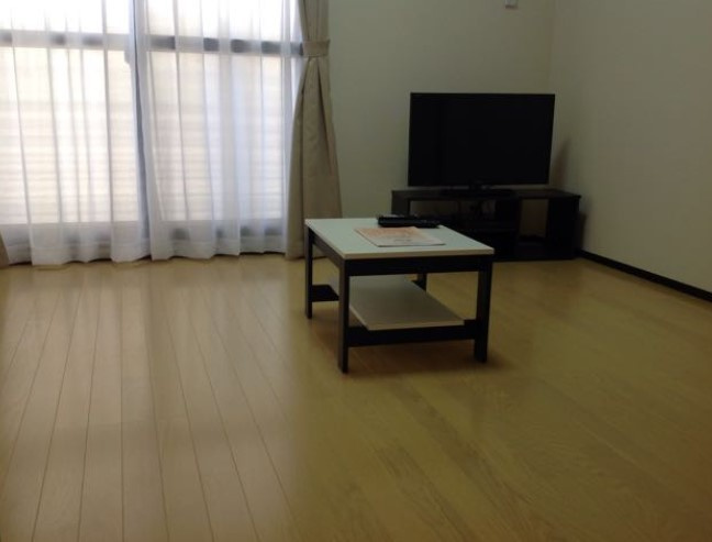 クレイノ栞の居間・リビング