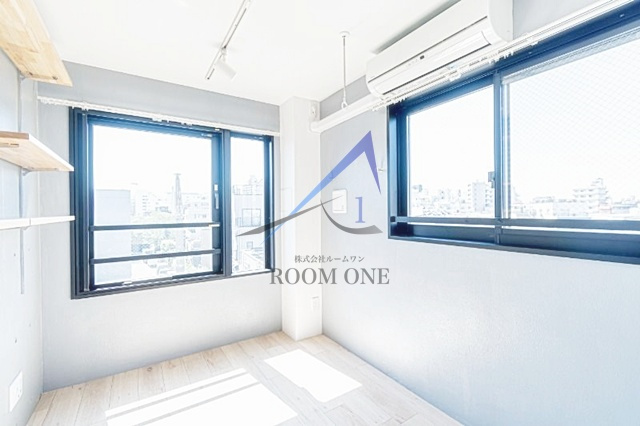 HW.HILLS(町屋)の居間・リビング|洋室のお部屋です。