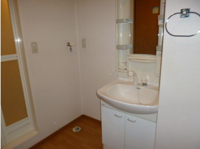 中野区上高田３丁目の賃貸マンションの洗面所