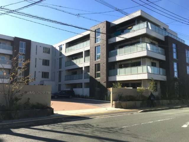 熊本市中央区新大江１丁目の賃貸マンションの外観