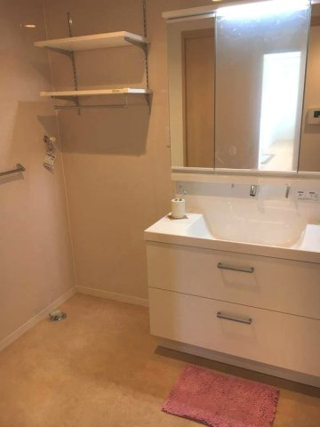 熊本市中央区新大江１丁目の賃貸マンションの独立洗面台