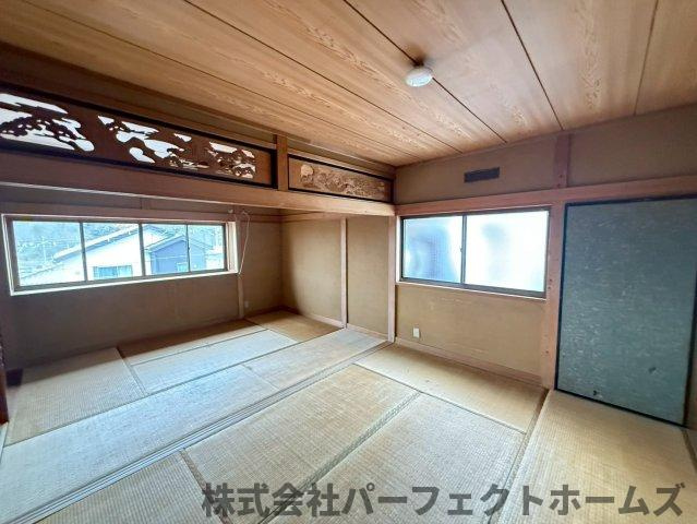 杉山手1丁目戸建の和室|きれいな和室です