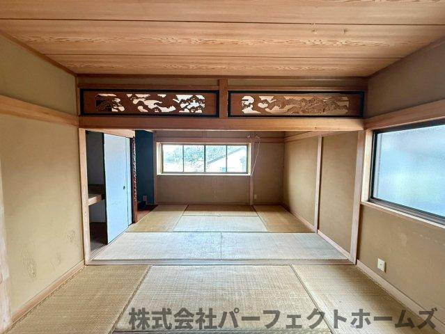 杉山手1丁目戸建の和室|明るい和室です