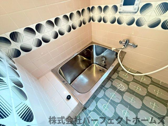 杉山手1丁目戸建の浴室|日々の疲れを癒すお風呂付です