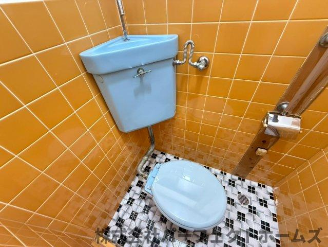 杉山手1丁目戸建のトイレ|コンパクトで使いやすいトイレです