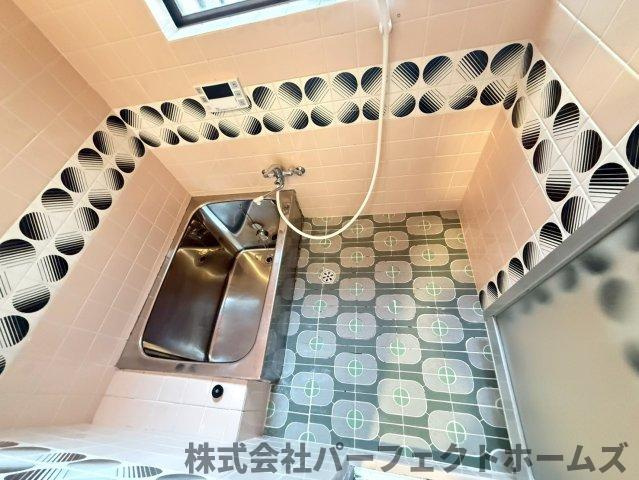 杉山手1丁目戸建の浴室|落ち着いた空間のお風呂です