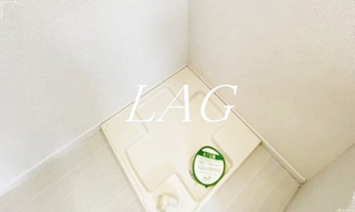 【設備】 | エスフラット | 室内洗濯機置場です。