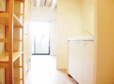 【居間・リビング】 | 旗ヶ岡アパートメント | 洋室のお部屋です。