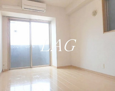 【居間・リビング】 | サンライズ参番館 | 洋室のお部屋です。