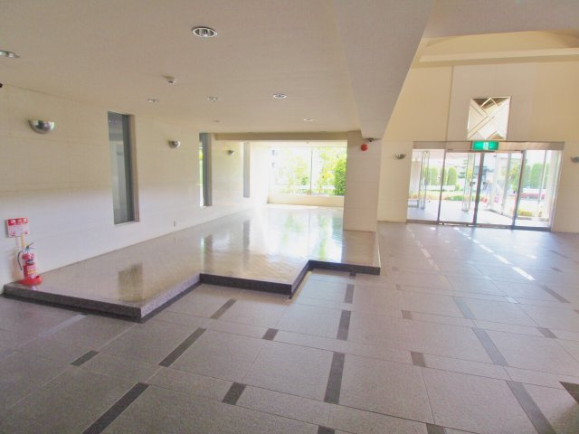 サンヒルズCO-OPマンションのロビー