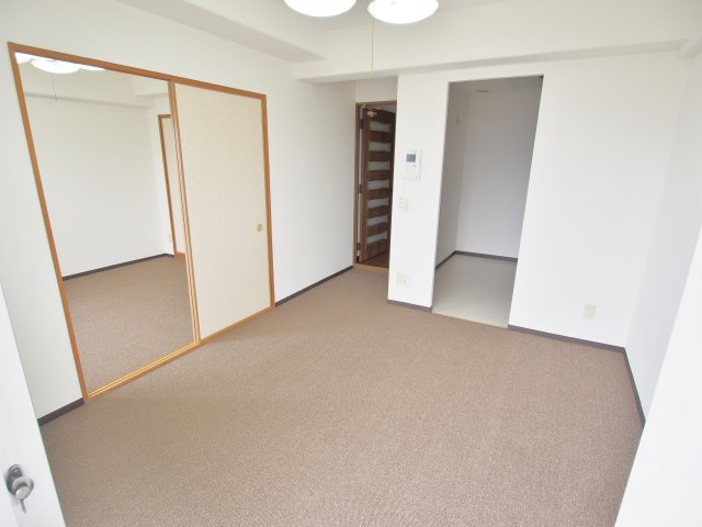 サンヒルズCO-OPマンションの居間・リビング