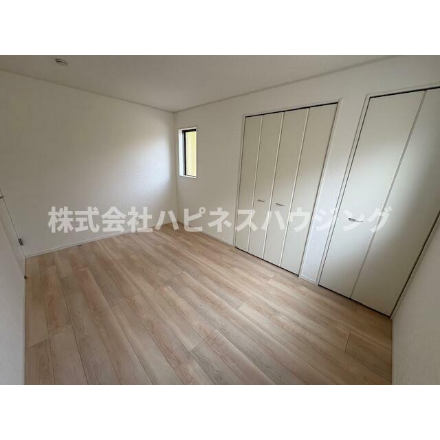 クレイドルガーデン柏市花野井第１０の洋室