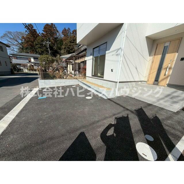 クレイドルガーデン柏市花野井第１０の駐車場