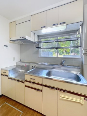 【キッチン】 | グレイスコート幸Ⅰ | ※同建物ほかのお部屋の写真です。