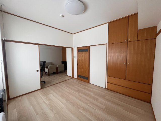 アルファコンフォート新潟の洋室