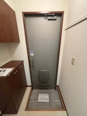 【玄関】 | シャン・ウェスト