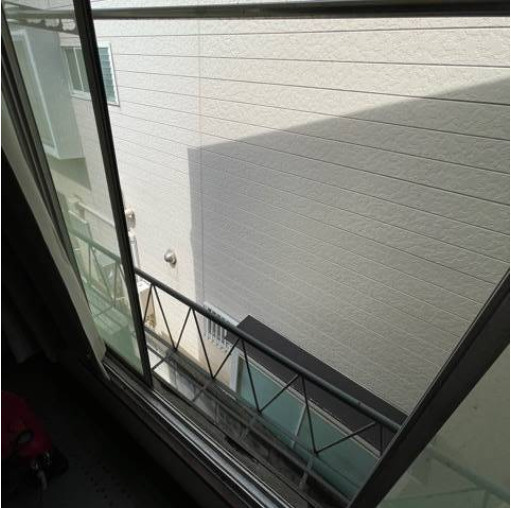 杉並区阿佐谷南３丁目のアパートのバルコニー