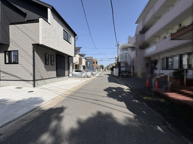 【その他】 | 福岡市南区弥永1丁目　4号棟（全4棟）【仲介手数料無料・0円】 | 現地写真。前面道路です。