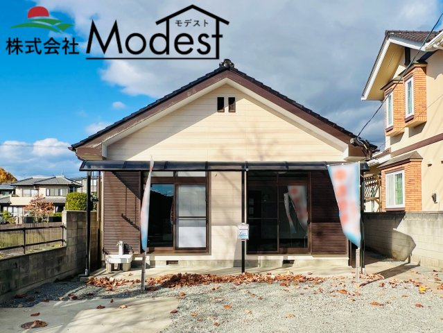 前橋市関根町の外観|土日祝日はもちろん、お仕事終わり等夜遅くの見学も可能になりますのでぜひお気軽にお問い合わせ下さい♪