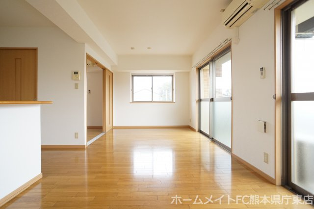 熊本市東区八反田２丁目の賃貸マンションの内装