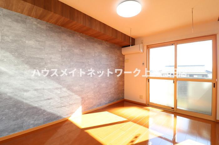 タウンコートながみねの居間・リビング|ＬＤＫ10帖