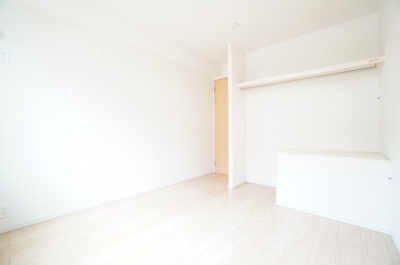 【洋室】 | ウエストヒルプラム | ※同物件・同タイプの写真です。