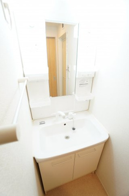 【独立洗面台】 | ウエストヒルプラム | ※同物件・反転タイプの写真です。