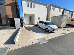 【駐車場】