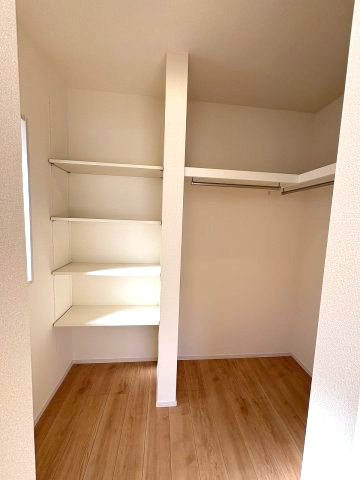 【収納】 | 福岡市南区弥永1丁目　3号棟（全4棟）【仲介手数料無料・0円】 | 現地写真。ウォークインクローゼットです。