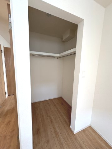 【収納】 | 福岡市南区弥永1丁目　3号棟（全4棟）【仲介手数料無料・0円】 | 現地写真。