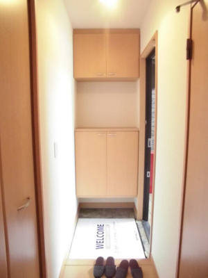 【玄関】 | コモドA棟 | ※同物件・同タイプの写真です。