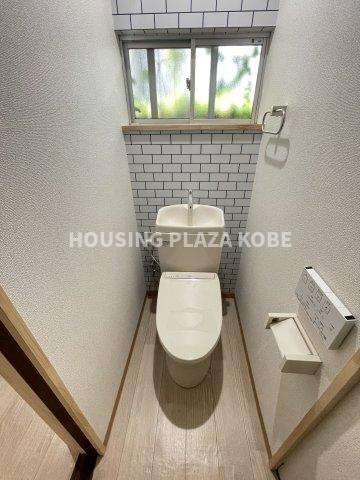 須磨浦通４丁目貸家のトイレ