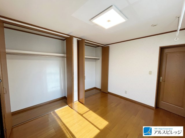 中古／川越市大字砂新田の洋室|クロゼット２箇所あり、荷物が多くても安心です
