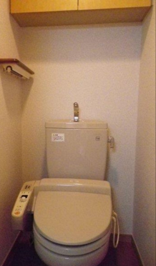 ルーブル高田馬場のトイレ|温水洗浄機能付トイレ☆（同一仕様写真）