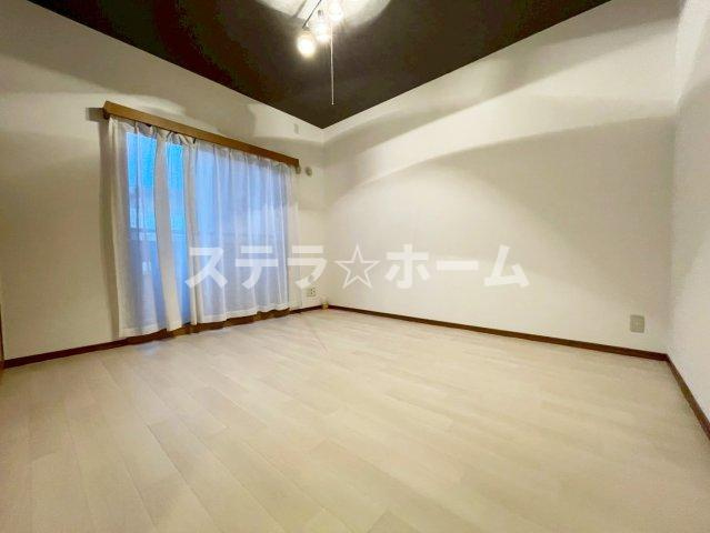 豊中上野西パークハウスの洋室|ゆったりした洋室です