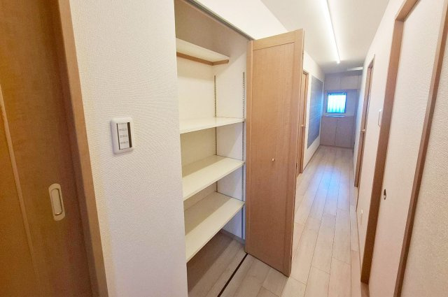 エスリード堺三国ヶ丘　中古マンションの収納