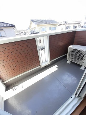 メゾン　ジュネスのバルコニー