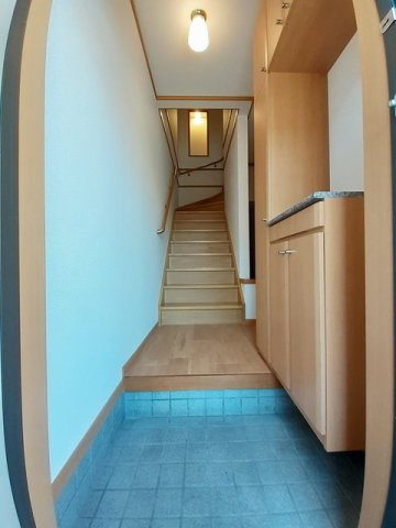 メゾン　ジュネスの玄関