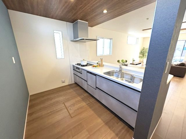 【キッチン】 | 福岡市南区弥永1丁目　2号棟（全4棟）【仲介手数料無料・0円】 | 現地写真。