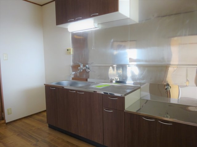 三陽荘のキッチン|使いやすいキッチンです