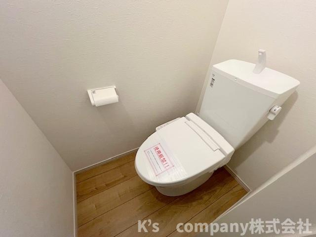 ◎茅ヶ崎市高田4丁目　新築戸建　2号棟のトイレ|2階トイレ◇
