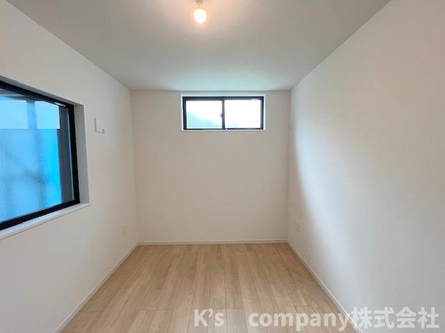 ◎茅ヶ崎市高田4丁目　新築戸建　2号棟の子供部屋|納戸5帖◇お子様のお部屋におすすめです◇
