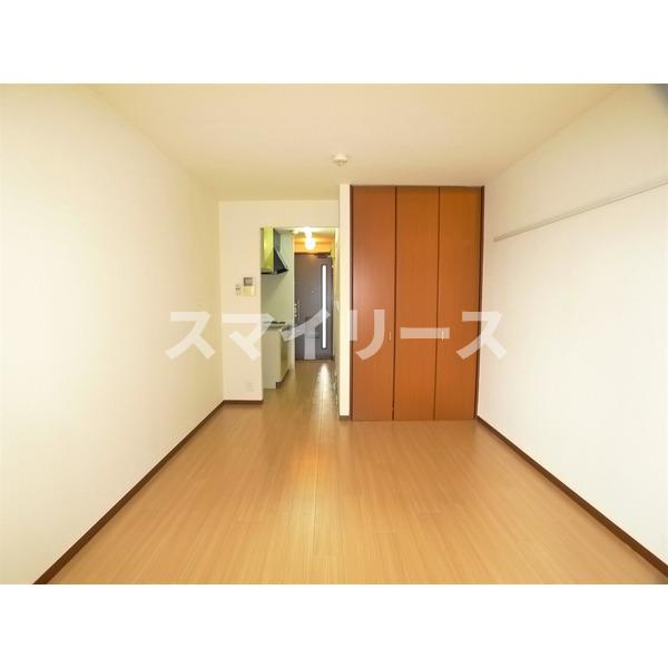 グラチオーソ旭町の居間・リビング